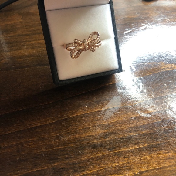 14K Rose Gold Ring CZ size 7.5-8 - Picture 3 of 6